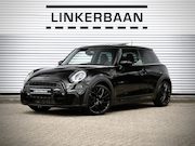 MINI Cooper - 3-Deurs S John Works Trim | NAP | Panorama dak | Sfeerverlic