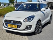 Suzuki Swift - 1.2 STYLE SMART HYBR. KEYLESS ECC CAMERA CARPLAY NAVI ADD. C