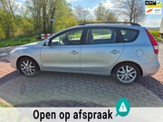Hyundai i30 - 2.0i Style /APK 01-04-27