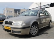 Skoda Octavia - Combi 1.6 Comfort | Airco | Elec ramen | Cruise control