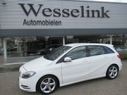 Mercedes-Benz B-klasse - 180 Ambition Automaat/Trekhaak