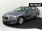 Skoda Octavia - Combi 1.5 e-TSI 160 Pk Business Edition | Navigatie | Apple 