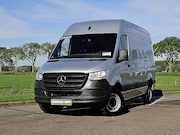 Mercedes-Benz Sprinter - 319 L2H2 RWD 3.5t-Trekhaak Automaat 3 Zits Mbux Navi Camera 