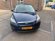 Ford Focus - 1.6 Comfort (( apk: 29-04-2027 ))) nieuwe koppeling