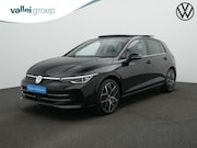 Volkswagen Golf - 1.5 eTSI 150 pk DSG 50 Edition | Panoramadak | Trekhaak | Ge