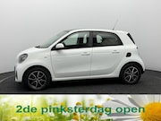 Smart ForFour - Comfort PLUS 18 kWh SOH 93, 1% | Panoramadak | Leer | Stoelv