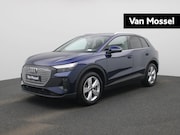 Audi Q4 e-tron - 40 Edition 63 kWh l Climate control l Navigatie l Parkeersen