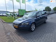 Volvo V50 - 2.4 Momentum / Betrouwbare auto / APK mei 2027