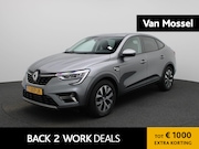 Renault Arkana - 1.6 E-Tech hybrid 145 evolution | TREKHAAK | CAMERA | NAVIGA