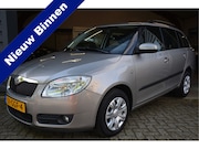 Skoda Fabia - Combi 1.6-16V Ambiente Airco
