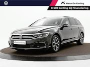Volkswagen Passat - 1.4 TSI 218pk DSG PHEV GTE Business · Camera · Wegklapbare T