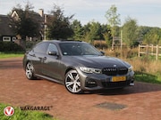 BMW 3-serie - 318i Business Edition | M-Pakket | Panoramadak | Trekhaak |