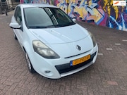 Renault Clio - 1.2 Collection 5 deuren airco elektrische ramen sport wielen