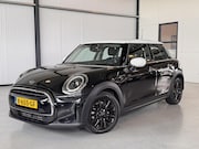 MINI Cooper - 5-Deurs 1.5 Camden Edition Automaat
