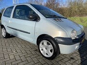 Renault Twingo - 1.2 APK: Nieuw bij aflevering