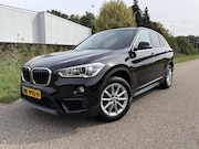 BMW X1 - sDrive18i Centennial Executive / NAVI / CRUISE / AIRCO / TRE