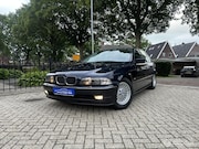 BMW 5-serie - 528i Executive, gr. beurt, trekhaak