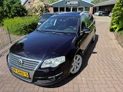Volkswagen Passat - 2.0 TDI 140 PK Highline*Cruise*Trekhaak*Schuifdak