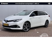 Toyota Auris - 1.8 Hybrid Executive / Bluetooth / Camera / Parkeersensoren 