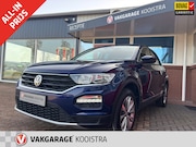 Volkswagen T-Roc - Volkswagen T-Roc ACT 150PK|ACC|Navi|
