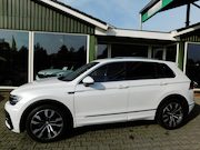 Volkswagen Tiguan - 1.5TSI 150PK DSG R-LINE!! All-in Prijs! Trekhaak!