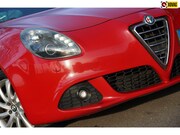 Alfa Romeo Giulietta - 1.4 T Distinctive | Rosso Competizion | Clima/Cruise/LMV/Blu