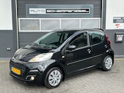 Peugeot 107 - 1.0 Envy | AIRCO | 50.908 km NAP | CV | ELEK.RAMEN | NL AUTO