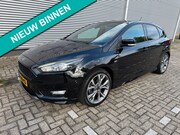Ford Focus - 1.5 Titanium ST-line, stoel/stuurverwarming, Navigatie, clim