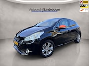 Peugeot 208 - 1.2 e-VTi Roland Garros Trekhaak, Panoramadak, Stoel verwarm