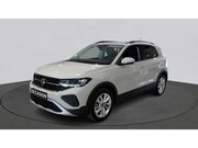 Volkswagen T-Cross - 1.0 TSI Life Edition | Trekhaak | Climatronic | 17" velgen |