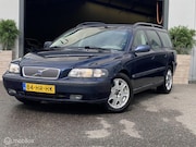 Volvo V70 - 2.4 Comfort Line | NAP | APK | AIRCO | AUTOMAAT |