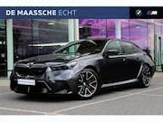 BMW M5 - Automaat / Trekhaak / M Drive Professional / Comfo