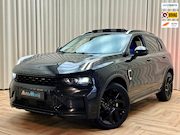 Lynk & Co 01 - 1.5 Plug-in Hybrid | 261 PK |Black Pack | Zwarte Hemel | Pan