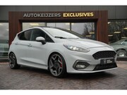 Ford Fiesta - 1.5 EcoBoost ST-3 Panoramadak Bang & Olufsen Dodehoek LED St