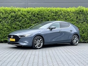 Mazda 3 - 2.0 e-SkyActiv-X M Hybrid 180 Luxury, BOSE SOUND, NAVIGATIE,