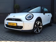 MINI Cooper - Cabrio 2.0 C Favoured | HUD | Camera | Carplay | Leer | Stoe