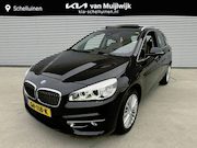 BMW 2-serie Active Tourer - 220i Luxury Trekhaak | Trekgewicht 1500KG ! | Nette auto