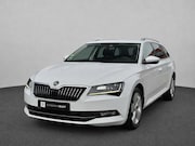 Skoda Superb - Combi 1.6 TDI Ambition | Trekhaak | LED | Apple Carplay | DA