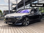 BMW i7 - xDrive60 106 kWh | BMW INDIVIDUAL TWO TONE OXIDGRAU/BLACK |