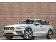 Volvo V60 Cross Country - B5 AWD Pro, Origineel NL, Nappaleder, Stoelkoeling, Trekhaak