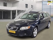 Volvo V70 - 1.6 T4 Limited Edition Airco Cruise Navi Pano PDC