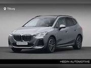 BMW 2-serie - Active Tourer 225e xDrive | Glazen Panoram