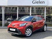 Toyota Aygo - X 1.0 VVT-i MT Pulse | Bi-Tone Chili red, Stoelverwarming, A