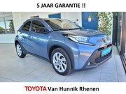 Toyota Aygo X - 1.0 VVT-i First Automaat | Apple/Android | P.camera | Stoelv