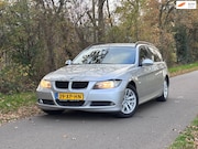 BMW 3-serie - 318i High Executive | Airco + Cruise Nu € 2.950,