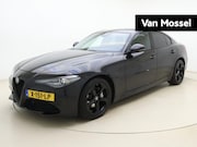 Alfa Romeo Giulia - 2.0T | automaat | Climate control | Navigatie | Half-Leder |