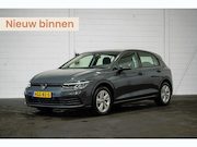 Volkswagen Golf - 1.0 eTSI Life Business Automaat | comfortstoelen | Adaptive