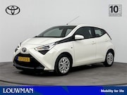 Toyota Aygo - 1.0 VVT-i x-play limited | Apple Carplay-Android auto | Park