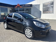 Kia Rio - 1.2 CVVT Dream Team Climate Bluetooth Pdc Stoelverwarming