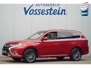 Mitsubishi Outlander - 2.4 PHEV S-Edition / 70dkm NAP / NL-Auto / Schuifdak / Trekh